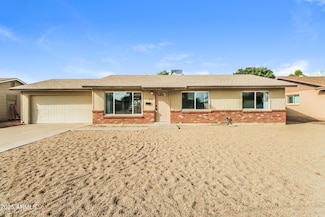 2922 S Cottonwood Dr, Tempe, AZ 85282