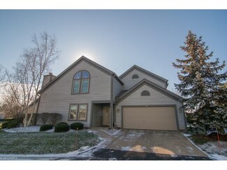 137 S Bayshore Dr Unit 1, Columbiana, OH 44408