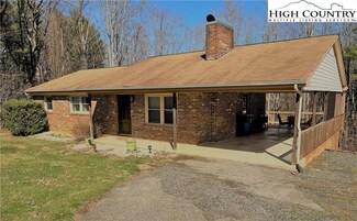 220 Dogwood Cir, Jefferson, NC 28640