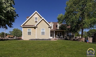 2800 SW Windermere Dr, Topeka, KS 66614