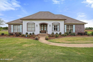 118 Flowers Ln, Brandon, MS 39047