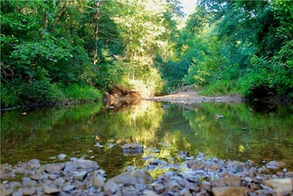 000 Madison 2305, Huntsville, AR 72740