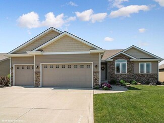 5107 NW 7th St, Ankeny, IA 50023