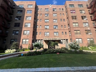 64-33 99th St Unit 4S, Rego Park, NY 11374