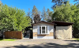 10 Bass Ln, Orofino, ID 83544