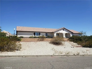 16389 Viho Ct, Apple Valley, CA 92307