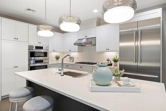 10 Sally Sweets Way Unit V104, Salem, NH 03079