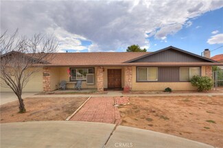18141 Sycamore St, Hesperia, CA 92345