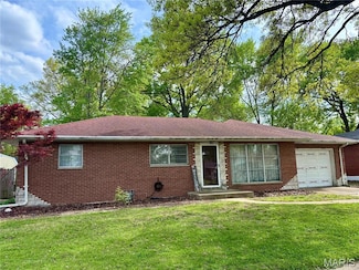 26 Devon Hill Ln, Granite City, IL 62040