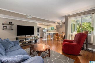 1944 Shades Cliff Terrace Unit C, Birmingham, AL 35216