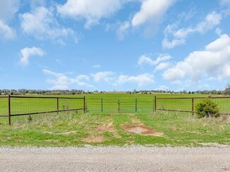 110 Camp Arbuckle Ave, Byars, OK 74831
