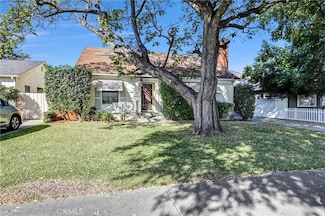 2405 Monte Vista St, Pasadena, CA 91107