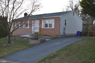 217 Wintergreen Ln, Brunswick, MD 21716