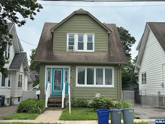 722 6th St, Lyndhurst, NJ 07071