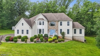 190 Main St, Hampton, NJ 08827