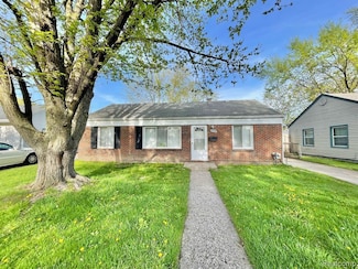 26580 Grandmont St, Roseville, MI 48066