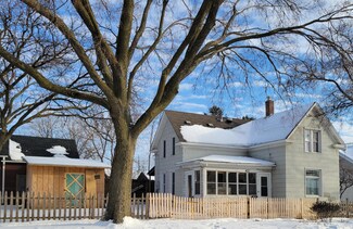 678 Arundel St, Saint Paul, MN 55103