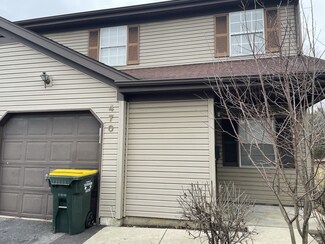 470 Minnesota Cir, Carol Stream, IL 60188