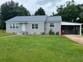 816 3rd Ave SW, Hamilton, AL 35570