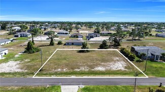 2702 NW 22nd St, Cape Coral, FL 33993
