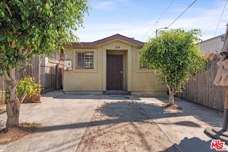 344 W 57th St, Los Angeles, CA 90037