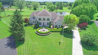124 Christopher Ln, Altamont, NY 12009