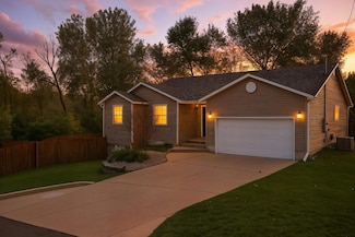 2820 Sandpiper Dr, Branson, MO 65616