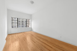 44 W 72nd St Unit 5D, New York, NY 10023