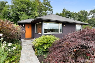 4009 32nd Ave SW, Seattle, WA 98126