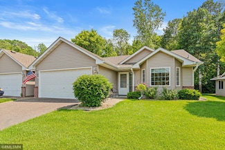 914 106th Ave NW, Coon Rapids, MN 55433
