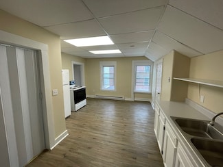 325 Main St Unit 3, Douglas, MA 01516