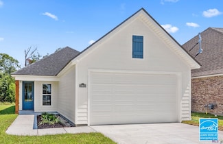 10612 Highland Lakes Dr, Denham Springs, LA 70726
