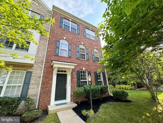 15808 Mackenzie Manor Dr, Haymarket, VA 20169