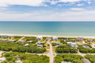122 Juniper Rd, Pine Knoll Shores, NC 28512
