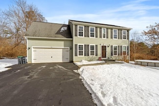54 New Rd, Nassau, NY 12123