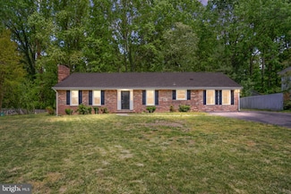 227 N Randolph Rd, Fredericksburg, VA 22405