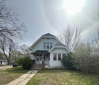 4070 N 48th St, Milwaukee, WI 53216