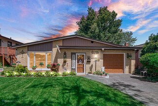 17705 William St, Lansing, IL 60438