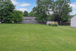 Lot 43 Hawthorne Dr, Charleston, IL 61920