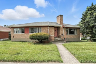 6101 Capri Dr, Cincinnati, OH 45224