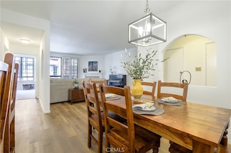 5534 Encino Ave Unit 211, Encino, CA 91316