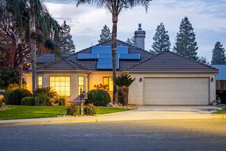 1446 Burnham St, Selma, CA 93662