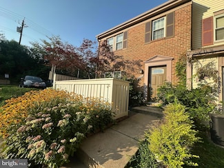 20010 Appledowre Cir, Germantown, MD 20876
