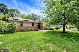 1050 Saint Clair St, Hagerstown, MD 21742