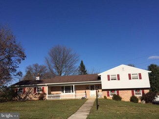 43 Timberline Dr, Leola, PA 17540