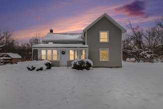 182 40th St, Allegan, MI 49010