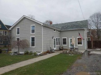 368 Lake St, Wilson, NY 14172