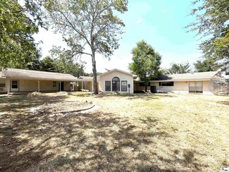 804 Nell St, Winnsboro, LA 71295
