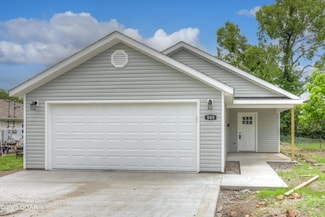 505 N Hall St, Webb City, MO 64870