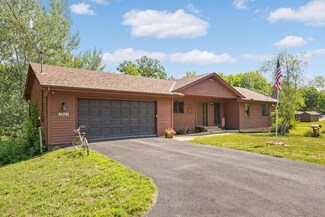 5945 Mill St, Excelsior, MN 55331